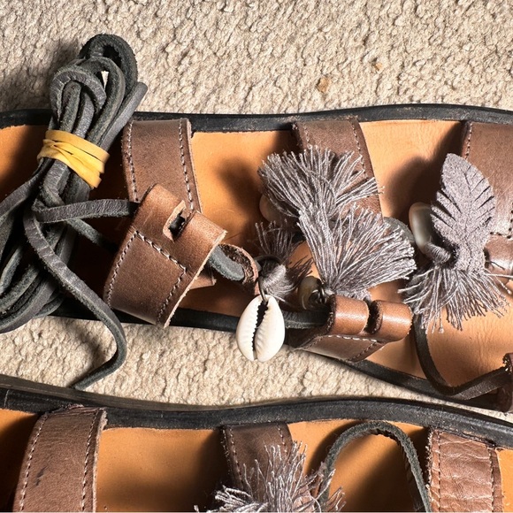 Rare Free People Boho Wind Swept Lace Up leather gladiator wedding Sandals Sz9.5 - Picture 4 of 8